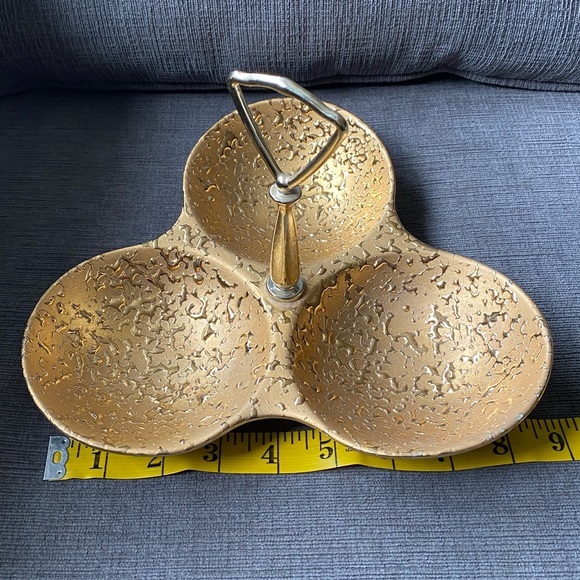 Vtg USA Hand Decorated 22K Weeping Gold 9” Trio Divided Candy Relish Tidbit Dish - Picture 6 of 7